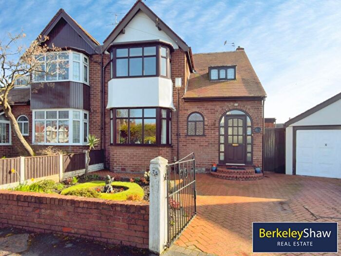 3 Bedroom Semi Detached House For Sale In Brenda Crescent, Liverpool, L23