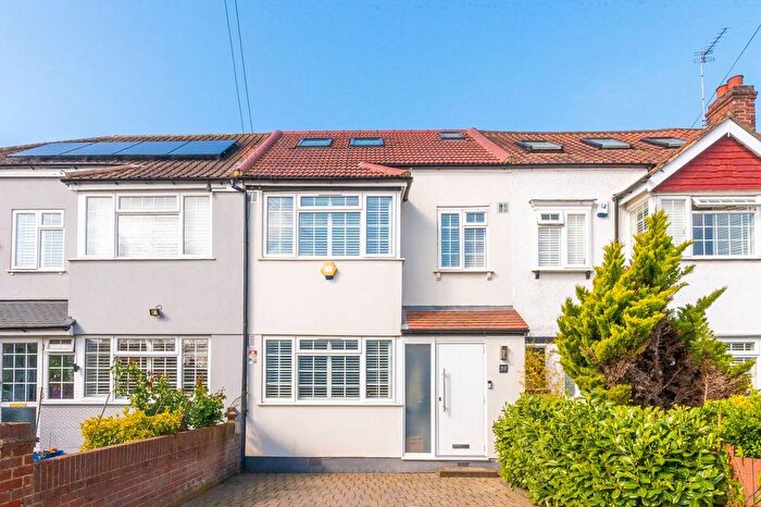 4 Bedroom Terraced House For Sale In South Park Grove, New Malden, KT3