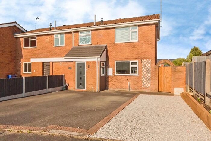 3 Bedroom Semi-Detached House For Sale In Marlborough Way, Uttoxeter, ST14