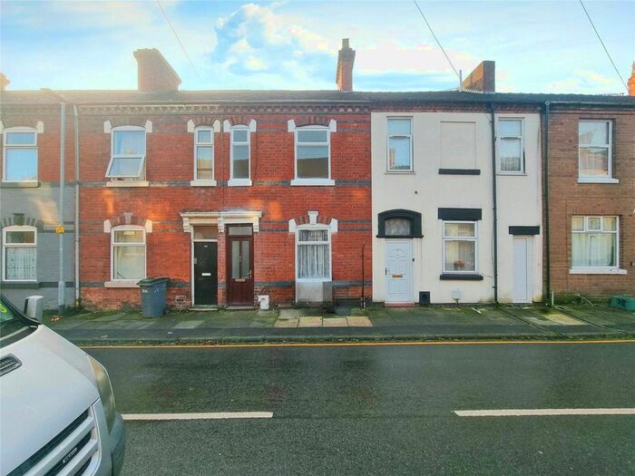 3 Bedroom Terraced House To Rent In Chatham Street, Stoke-On-Trent, Staffordshire, ST1