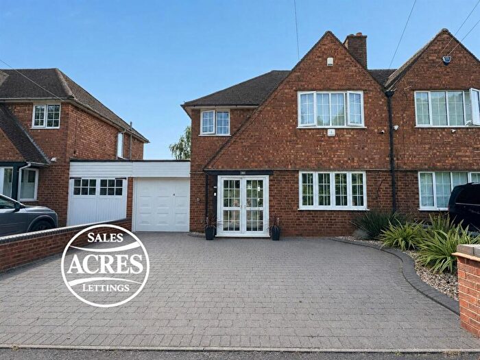 3 Bedroom Semi-Detached House For Sale In Lichfield Road, Four Oaks, Sutton Coldfield, B74