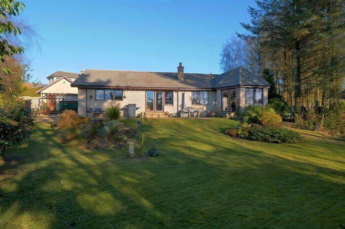 3 Bedroom Detached Bungalow For Sale In Piperdam Drive, Fowlis, Dundee, DD2