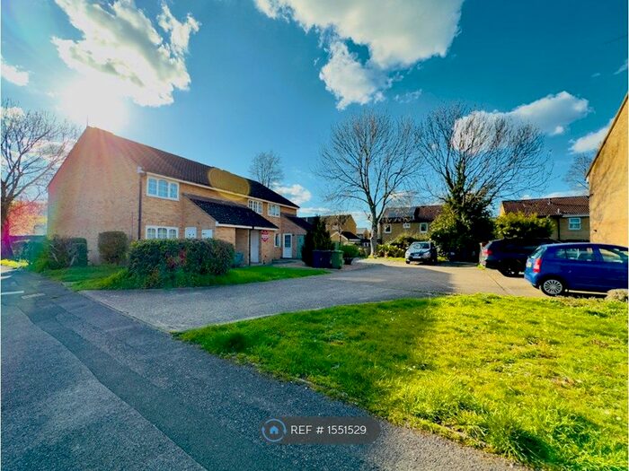 1 Bedroom Maisonette To Rent In St. Bedes Gardens, Cambridge, CB1