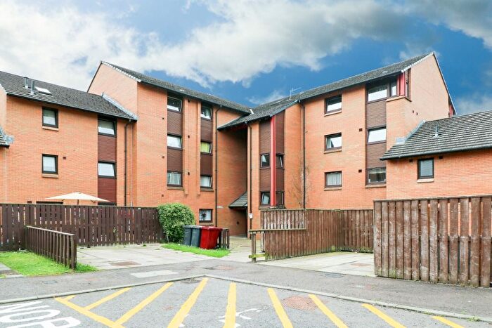 2 Bedroom Flat To Rent In Cowan Place, Dundee, DD4