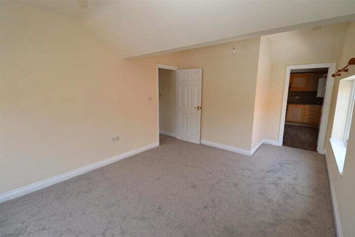 1 Bedroom Apartment To Rent In Warwick Road, Kenilworth, CV8