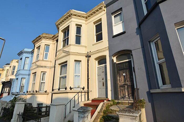 1 Bedroom Flat To Rent In Queens Road, Hastings, TN34