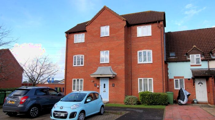 1 Bedroom Flat To Rent In Coppice Gate, Cheltenham, GL51