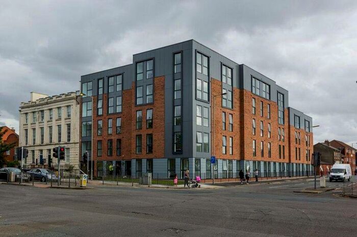 Flat To Rent In Parliament Place, Upper Parliament Street, Liverpool, L8