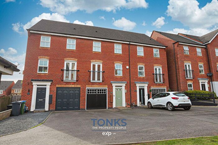 3 Bedroom Terraced House For Sale In Glaslyn Avenue, Rowley Regis, B65