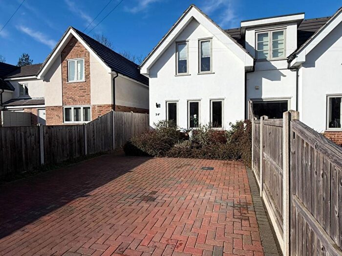 3 Bedroom Semi Detached House For Sale In Leeway Avenue, Great Shelford, Cambridge, CB22