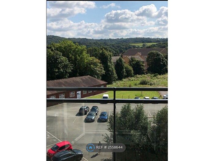 1 Bedroom Flat To Rent In Ledgard Wharf, Mirfield, WF14
