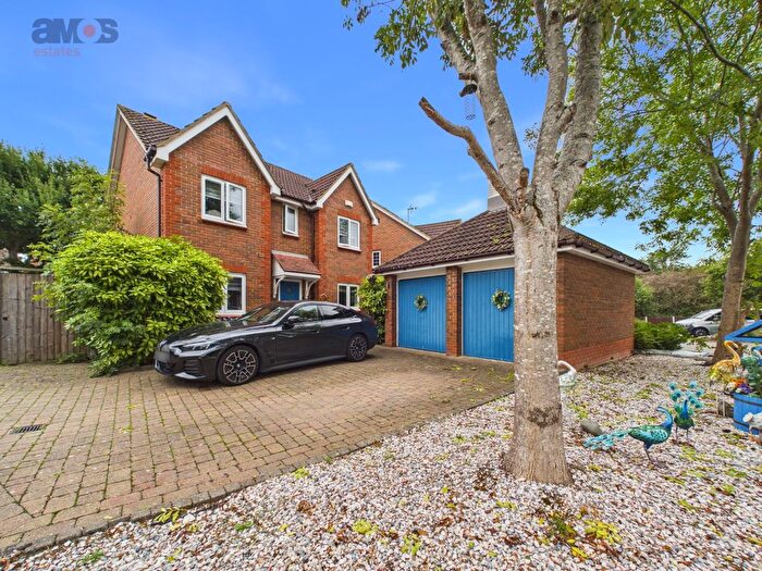 4 Bedroom Detached House For Sale In Tamarisk, Benfleet, Essex, SS7