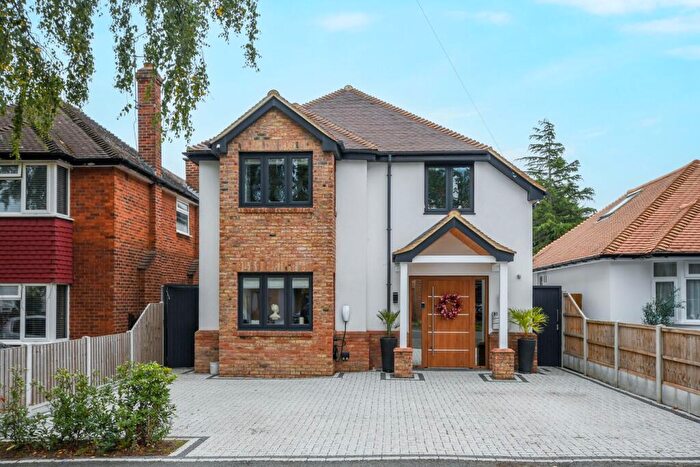 4 Bedroom Detached House For Sale In Sebastian Avenue, Shenfield, Brentwood, CM15