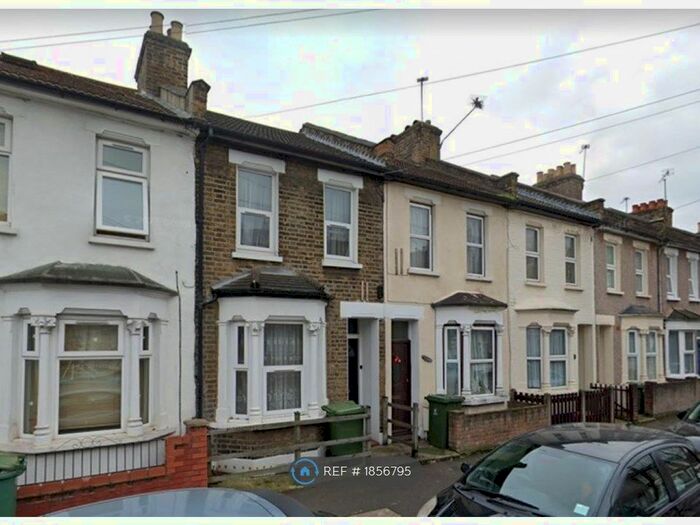 3 Bedroom Terraced House To Rent In Aldworth Road, London, E15
