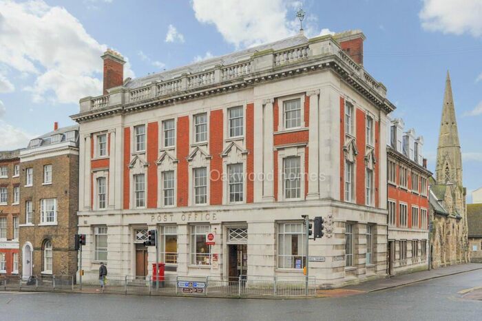 4 Bedroom Apartment To Rent In Margate, CT9