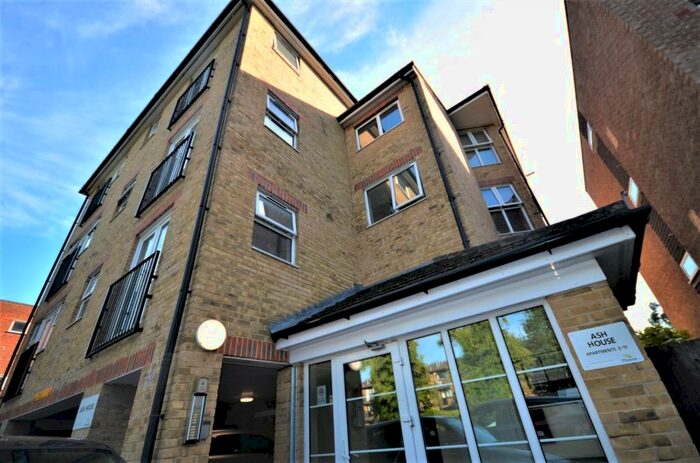 2 Bedroom Flat To Rent In Burnt Ash Hill Lee, SE12