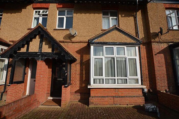 3 Bedroom Terraced House To Rent In Willoughby Road, Slough, SL3