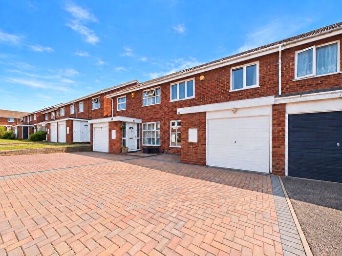 3 Bedroom Terraced House For Sale In Kempton Grove, Cheltenham, Gloucestershire, GL51