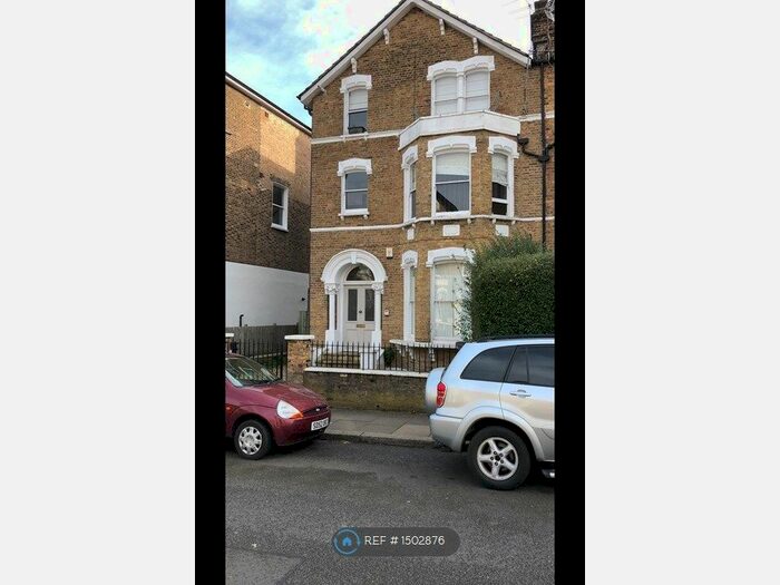2 Bedroom Flat To Rent In Tyrwhitt Road, London, SE4