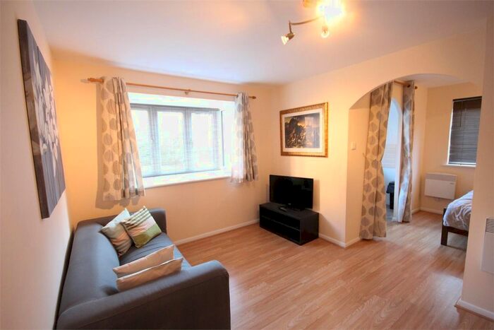 Studio To Rent In Pempath Place, Wembley, HA9