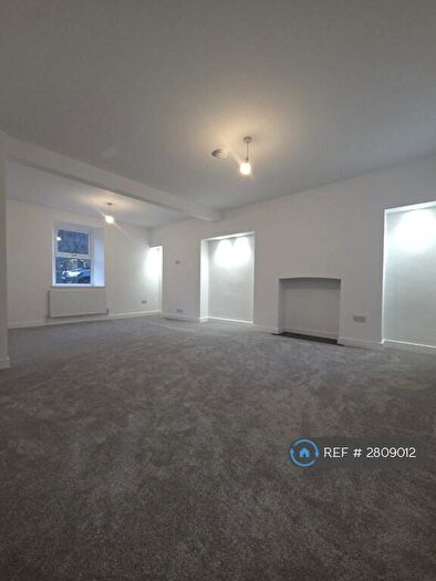 3 Bedroom Semi Detached House To Rent In Springfield Road, Neath, SA10