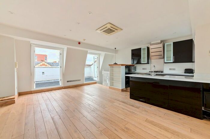 2 Bedroom Flat To Rent In Flood Street, London, SW3