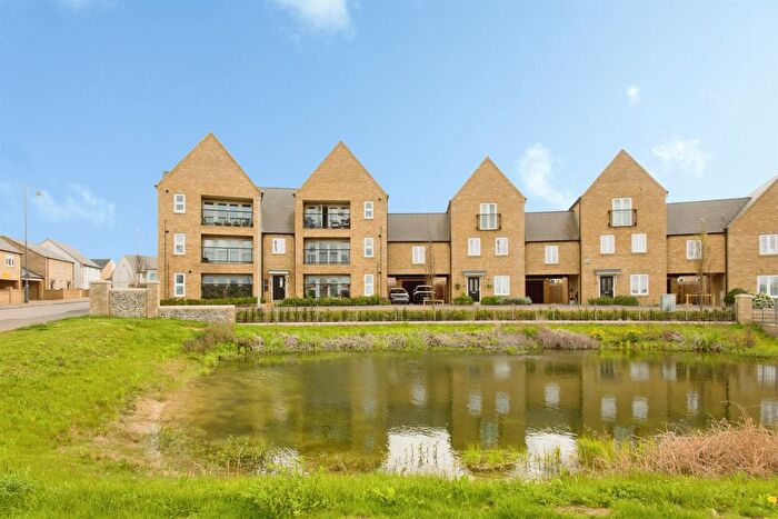 2 Bedroom Flat For Sale In Dobbins Avenue, West Cambourne, Cambridge, CB23
