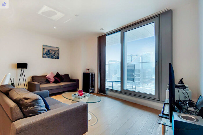 2 Bedroom Apartment To Rent In Charrington Tower Biscayne Avenue, E14