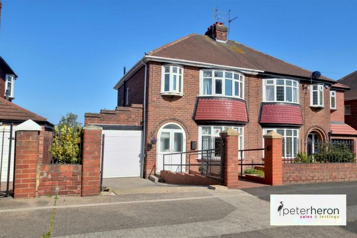 3 Bedroom Semi-Detached House To Rent In Cairns Road, Fulwell, Sunderland, SR5