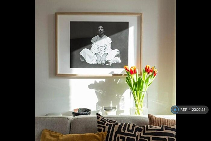 4 Bedroom End Of Terrace House To Rent In London, London, N17