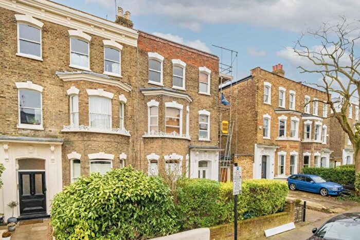 2 Bedroom Flat To Rent In Penn Road, Holloway, N7