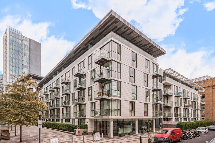 2 Bedroom Flat To Rent In Times Square, Aldgate, E1