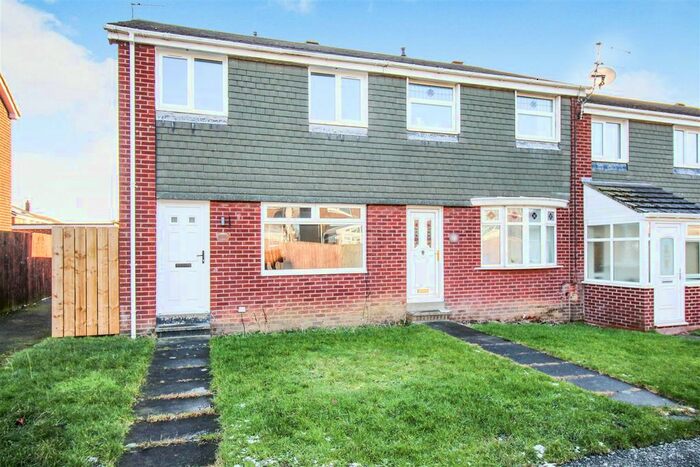 3 Bedroom Property To Rent In Glenside, Ellington, Morpeth, NE61