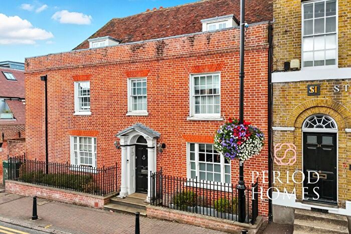 3 Bedroom Mews For Sale In High Street, Billericay, CM12