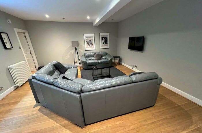 2 Bedroom Flat To Rent In Union Terrace, City Centre, Aberdeen, AB10