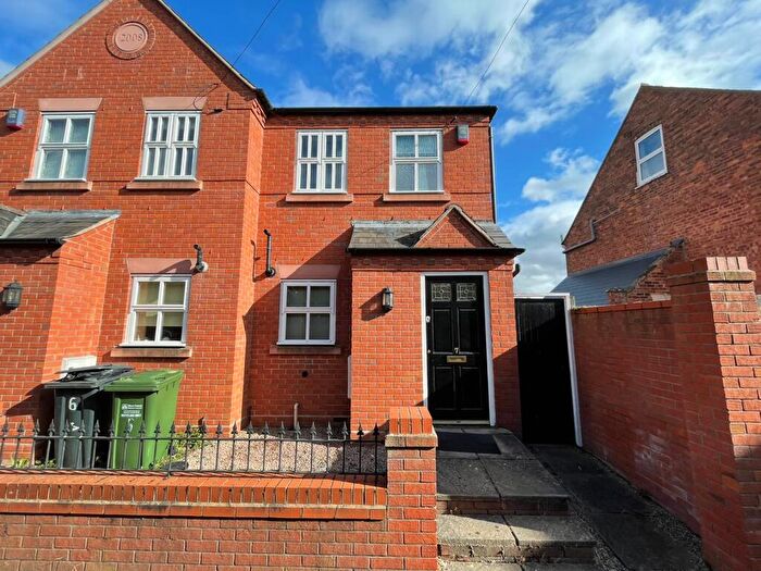 2 Bedroom House To Rent In Parkes Passage, Stourport-On-Severn, DY13