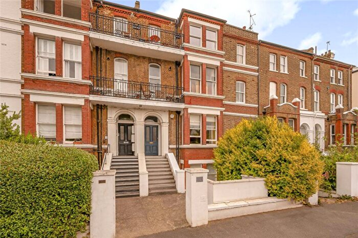 1 Bedroom Apartment For Sale In Raisbeck Court, Rosendale Road, West Dulwich, London, SE21