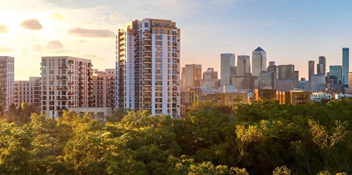 1 Bedroom Apartment To Rent In Bow Common Lane, London, E3