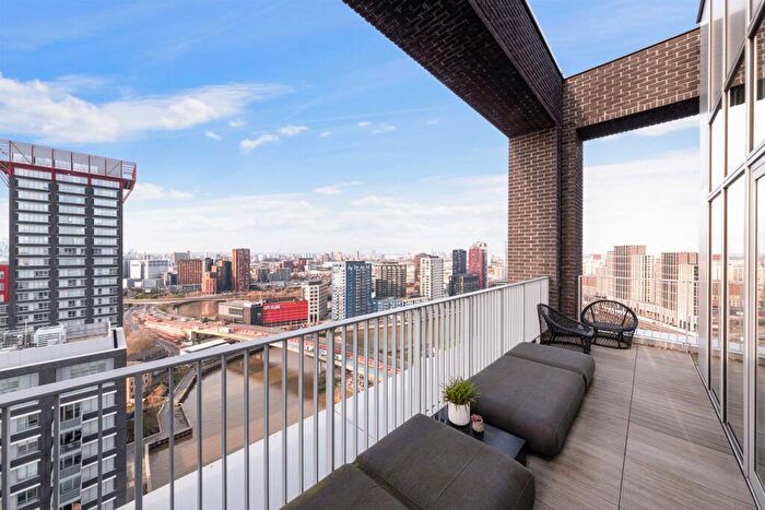 2 Bedroom Apartment For Sale In Serapis House, Goodluck Hope Walk, E14