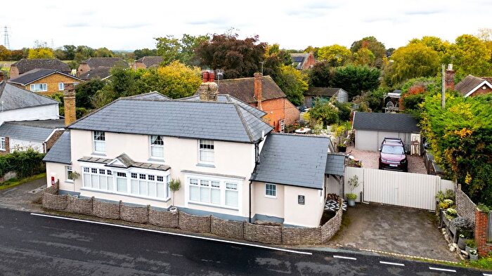4 Bedroom Detached House For Sale In Hunton Road, Marden, Tonbridge, TN12