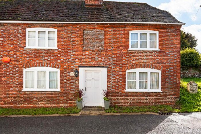 3 Bedroom Semi-Detached House For Sale In East Ilsley, Newbury, RG20