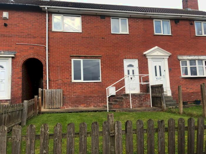 3 Bedroom Terraced House To Rent In Strickland Road, Pontefract, WF9
