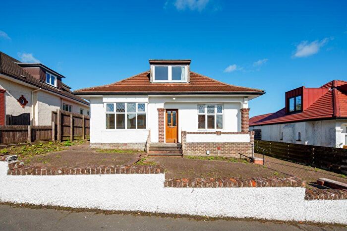 3 Bedroom Detached Bungalow For Sale In Edzell Drive, Newton Mearns, G77