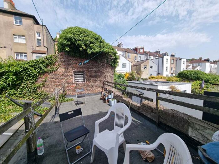 5 Bedroom Flat To Rent In Park Crescent Terrace, Brighton, BN2