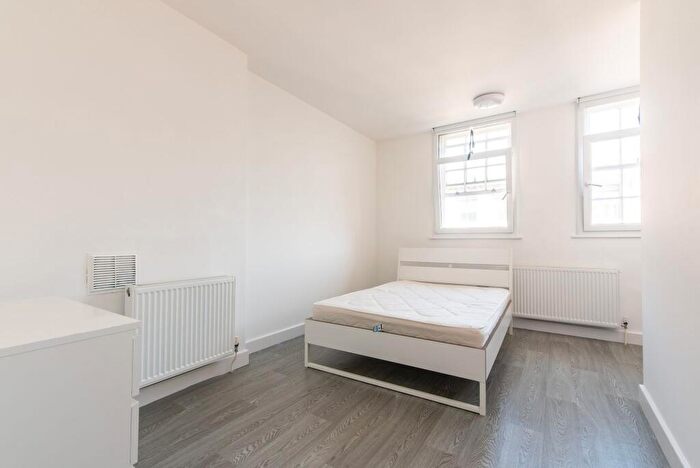 5 Bedroom Flat To Rent In Poultry Arcade, Nottingham, NG1