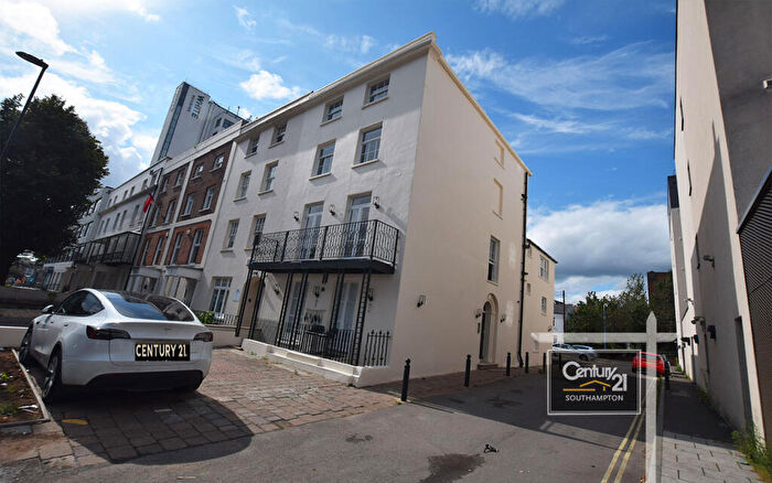 1 Bedroom Flat To Rent In |Ref: |, Regent House, Cumberland Place, Southampton, SO15