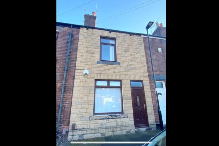 3 Bedroom Semi-Detached House To Rent In Robinson Road, Sheffield S2