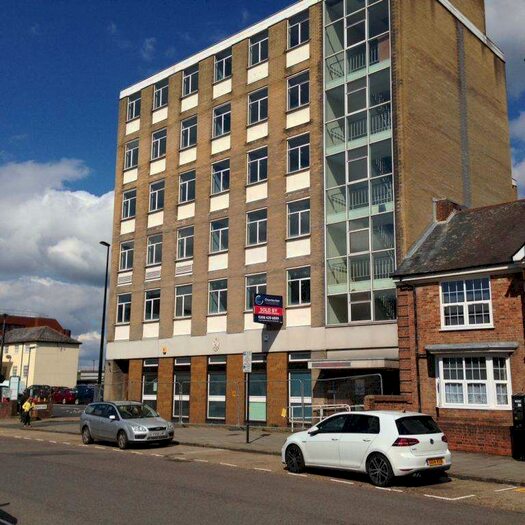 1 Bedroom Apartment To Rent In Buckingham Street, Aylesbury, HP20