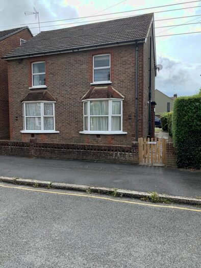 1 Bedroom Flat To Rent In Triangle Road, Haywards Heath, West Sussex, RH16