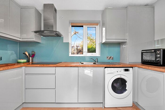 2 Bedroom Bungalow For Sale In The Courtyard, Worthing, West Sussex, BN14
